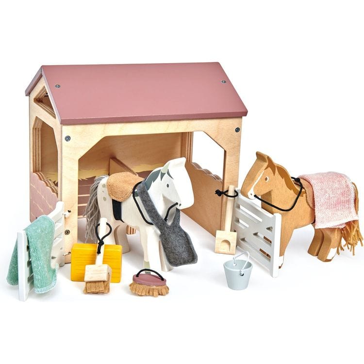 The Stables Wooden Set